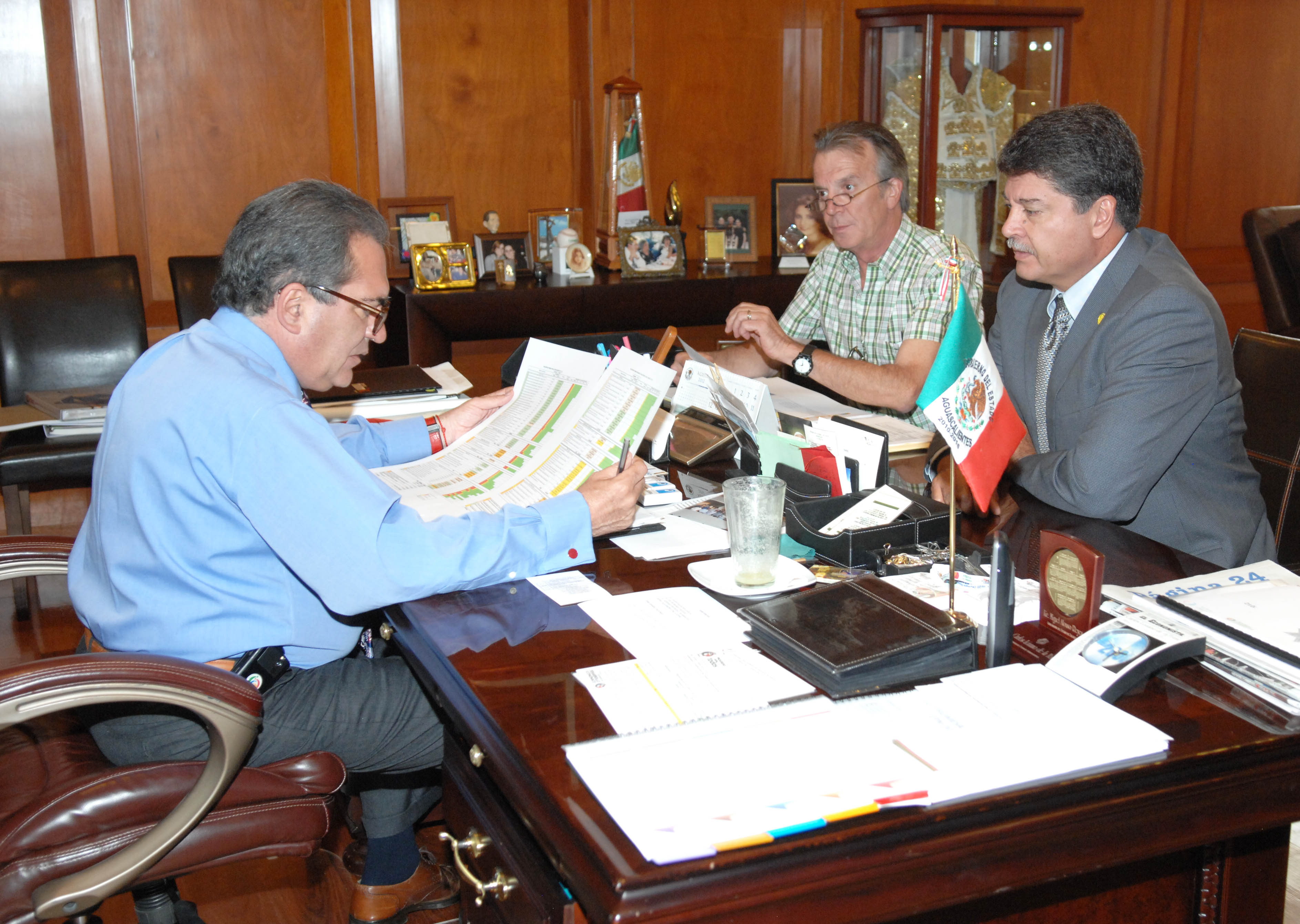 La Jornada-CLT Reunión con Miguel Ángel Romero Navarro 2 (1)