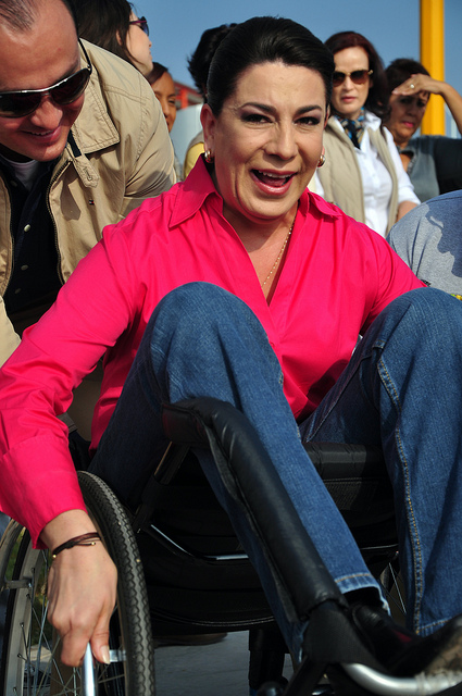 8106665379_821596aa48_z