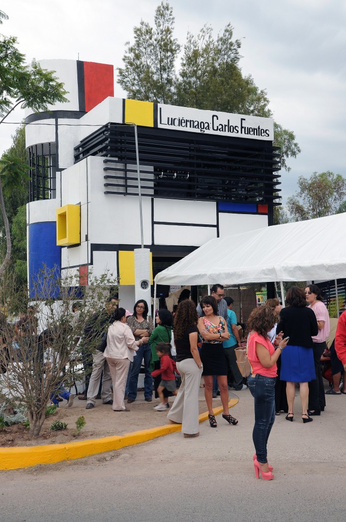 7405614150_6b16d356d4_k (1)