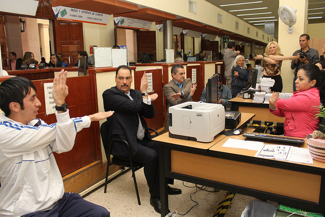 16594274752_472c23f726_z