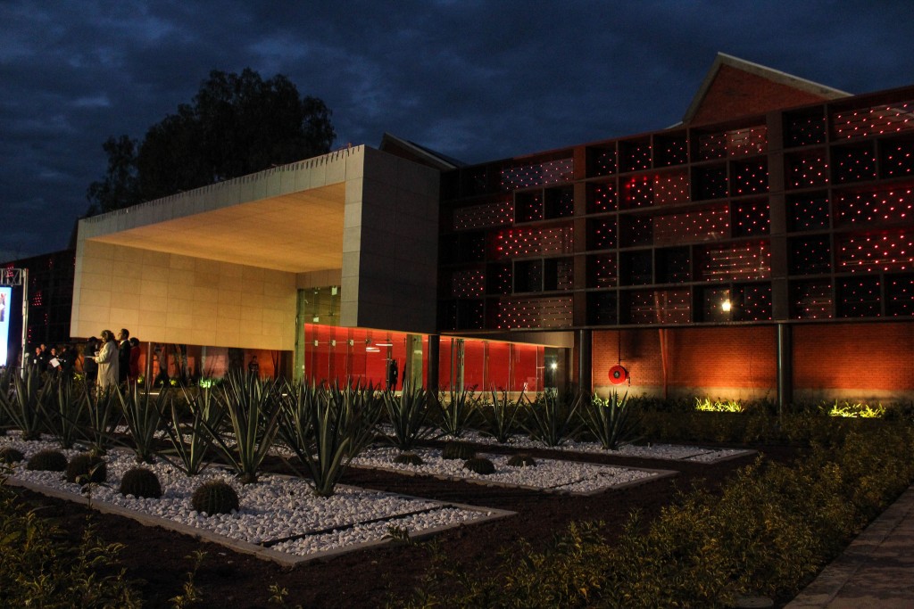 24674178566_b9c4b87d23_k