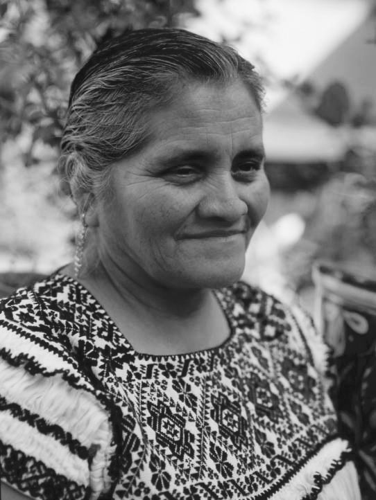 manuela-cecilia-lino-bello_bn