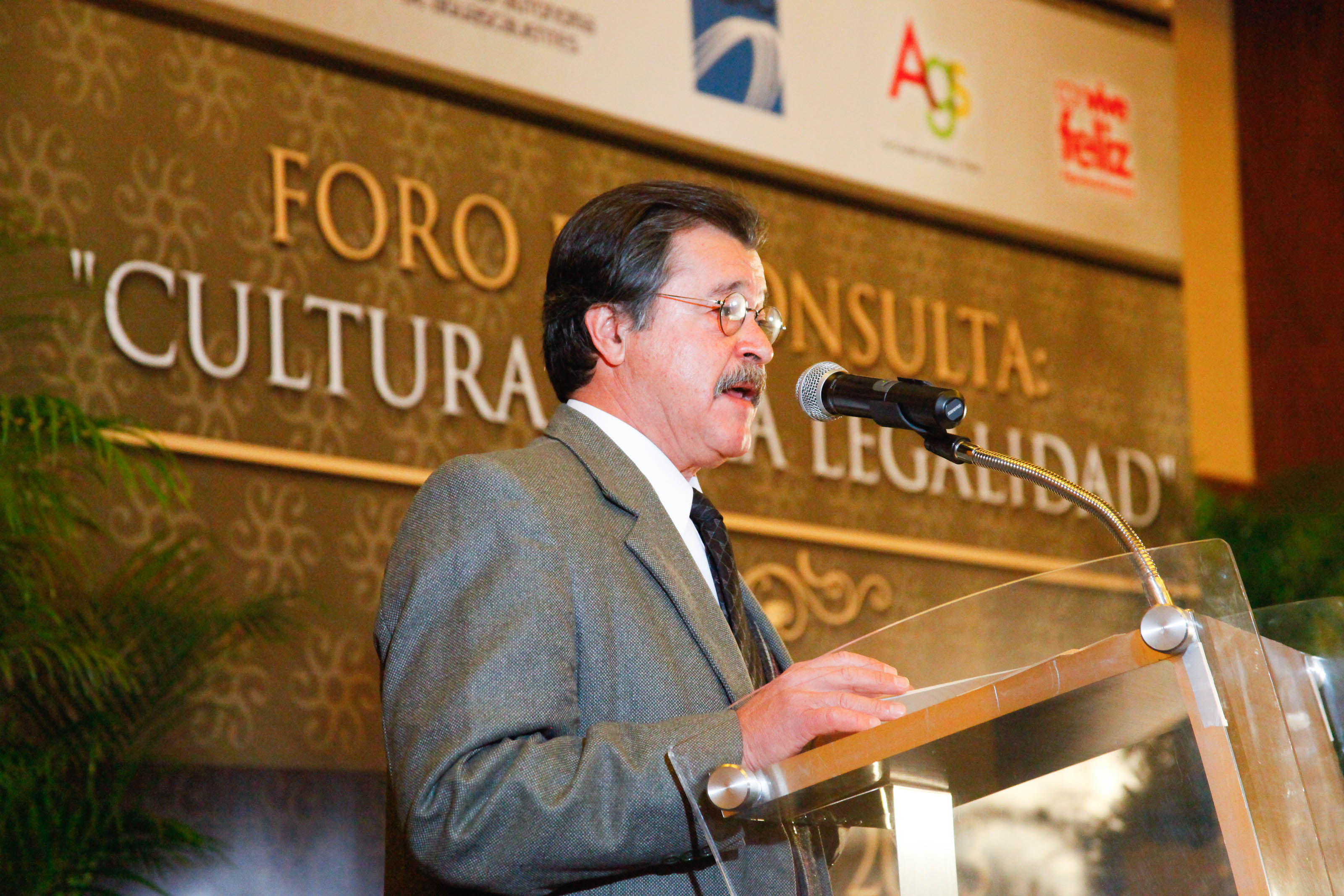 Reconstrucción del tejido social indispensable para una cultura de la legalidad