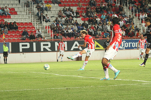 Necaxa empieza la Copa Mx goleando a Neza 3-0