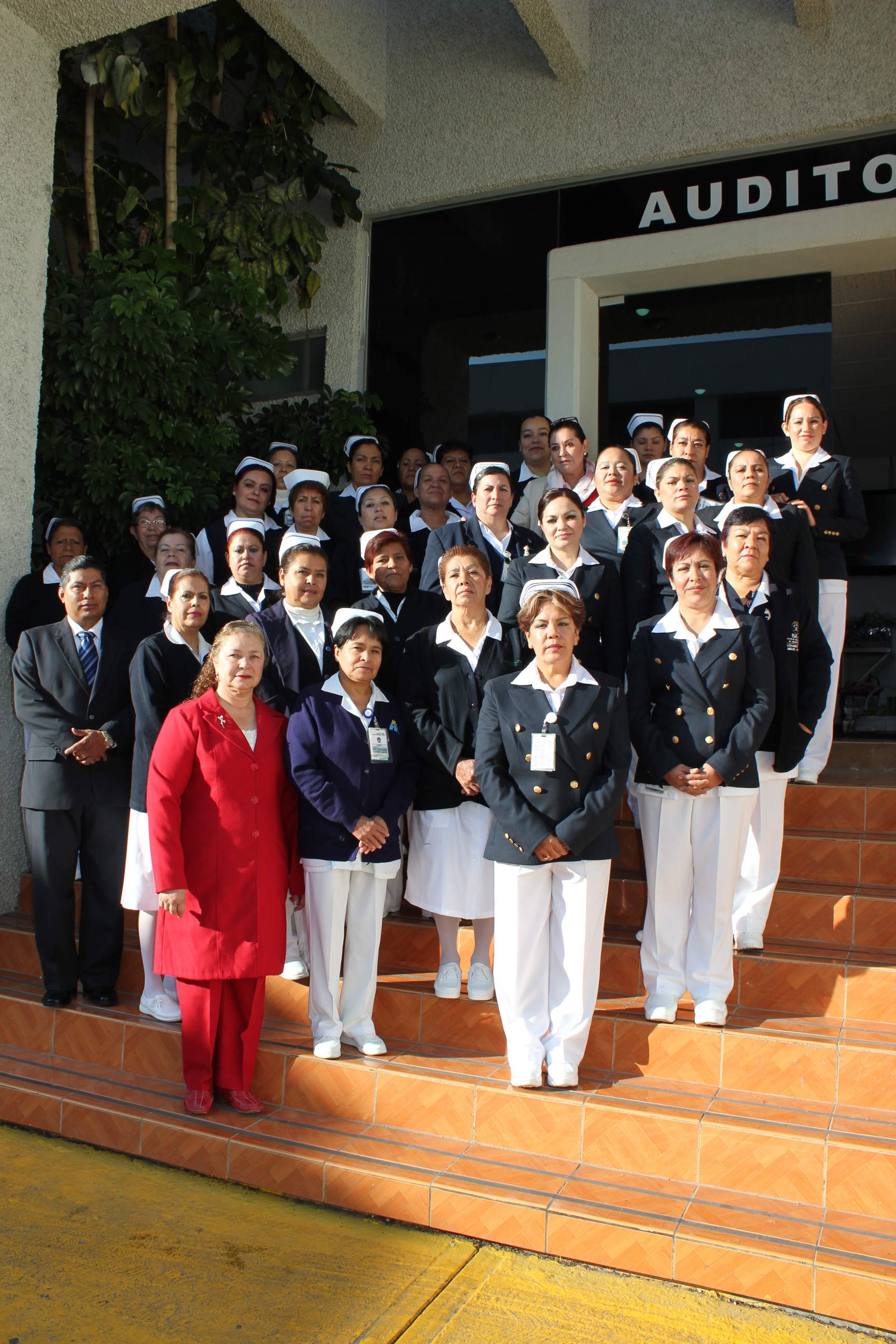 Reconocen trayectoria de enfermeras del Hospital Hidalgo