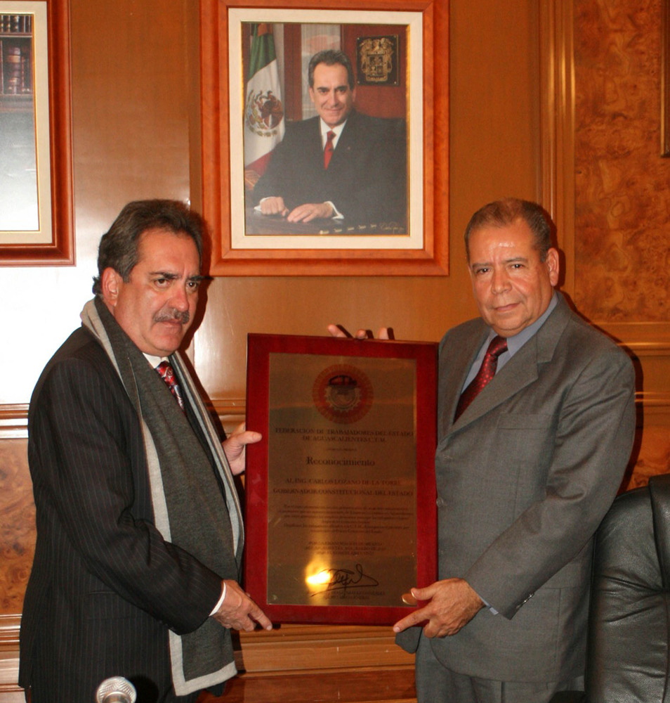 [FOTONOTA] Entregan sindicatos reconocimiento