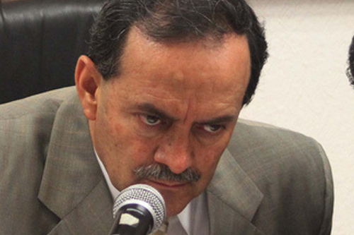 Opiniones minoritarias de masones y feministas guían a los diputados del PRI