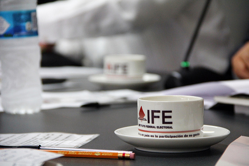 Acciones del IFE son una ofensa para la inteligencia de los mexicanos