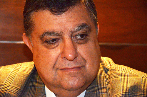 Crisis nacional rebasa a los partidos políticos