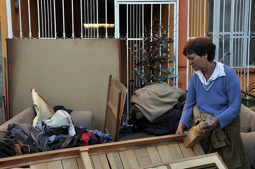 Familia es desalojada sin orden oficial