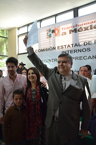 Óscar López Velarde, primero en registrarse como precandidato a la alcaldía capitalina