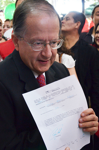 76 priístas presentaron su registro como precandidatos