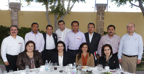 Reúne la presidenta municipal de Aguascalientes a 13 alcaldes