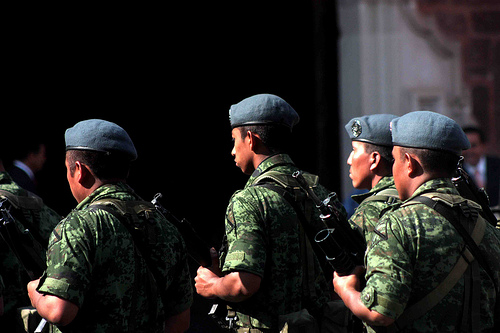 Grupos de autodefensa actúan legítimamente, pero podría romperse esquema de justicia y armonía: Manuel Oliva