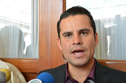 Se debe ir hasta el fondo en denuncia de desaparición de 700 mdp en el IEA