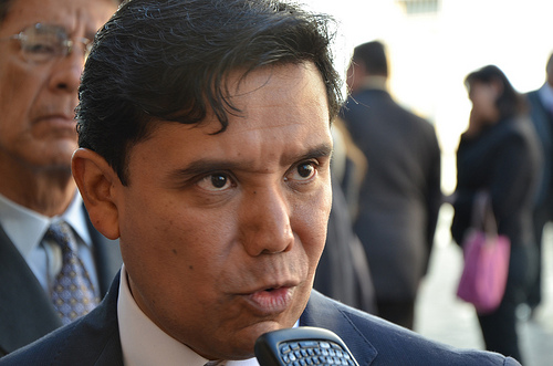 No habrá deslealtades ni golpes bajo la mesa, dice Chávez Rangel sobre proceso del PRI