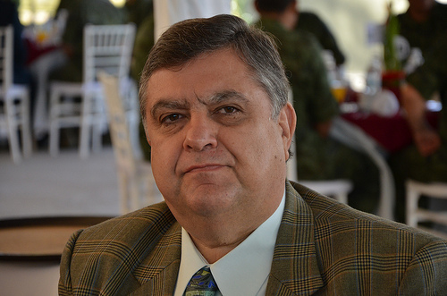 Asegura López Velarde que la suya no es “una pelea arreglada”