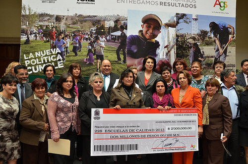 2 millones de pesos al Programa Escuelas de Calidad 2013