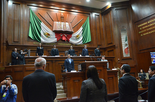 Lozano de la Torre califica de coherente y responsable al Congreso