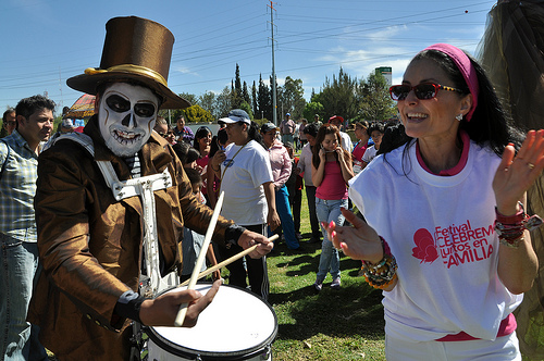 El cielo se viste de rosa con el Festival Celebremos Juntos en Familia del DIF Estatal