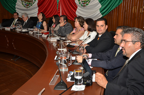 Autoriza Cabildo capitalino licencia de separación de tres regidores