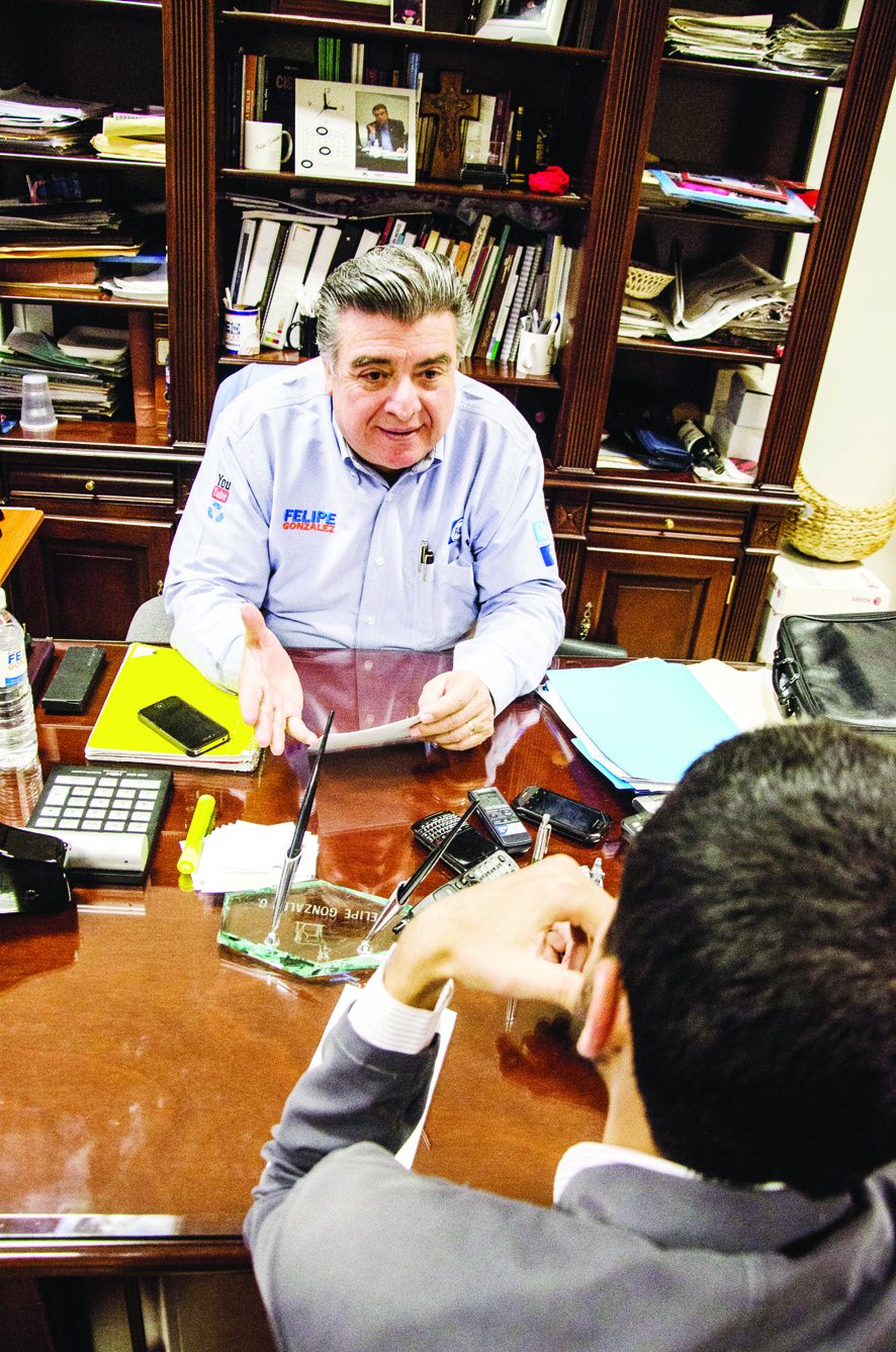 Difícil saber hasta dónde llegarán las quejas tramitadas, dice Felipe González