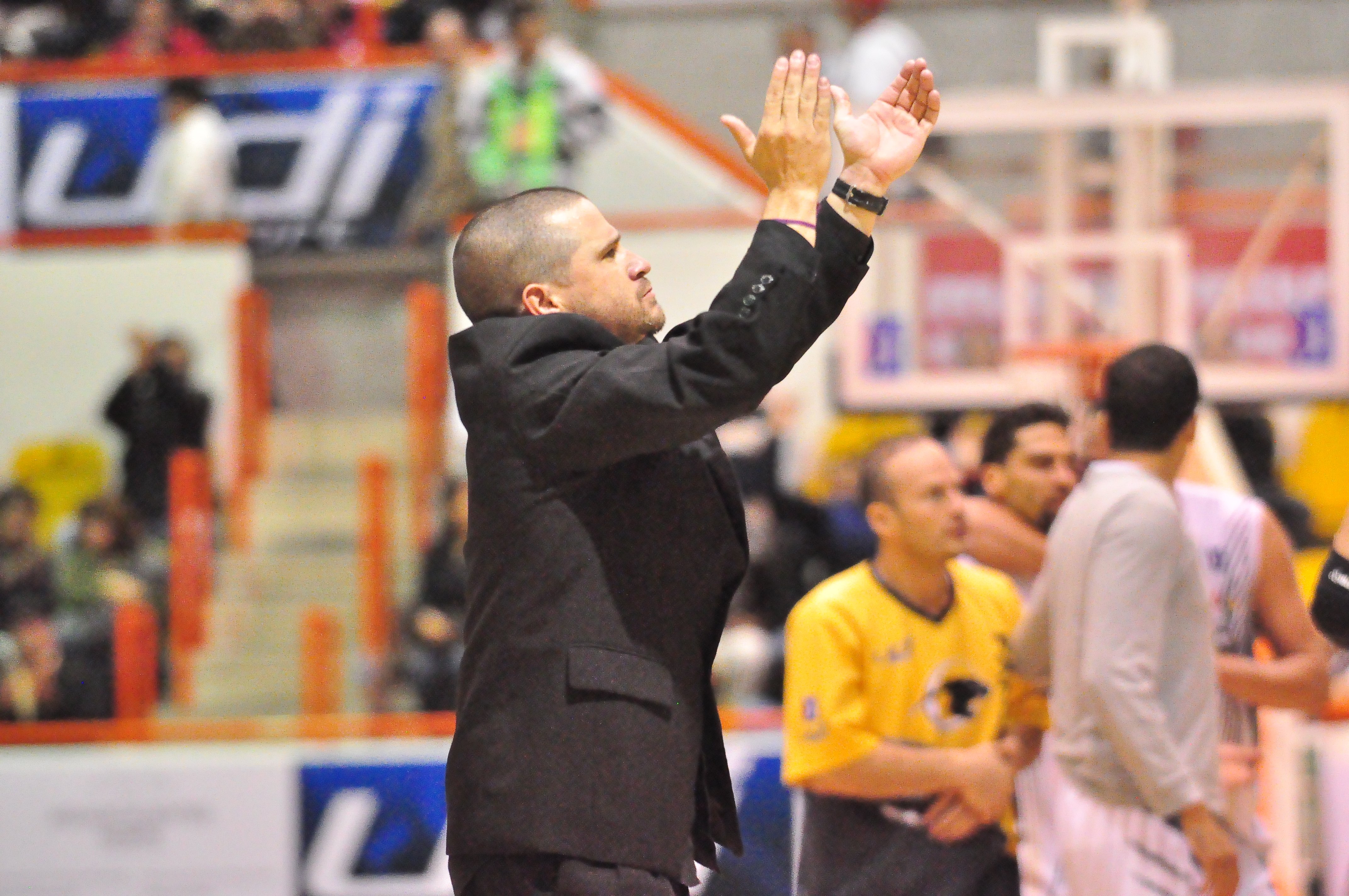 Juan Cardona regresa a Panteras