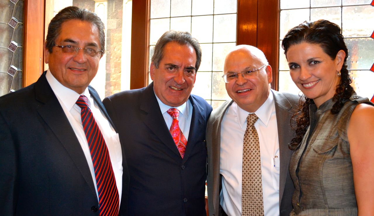 Acuerdan gobierno estatal y SEP estrechar la agenda a favor de programas educativos más amplios