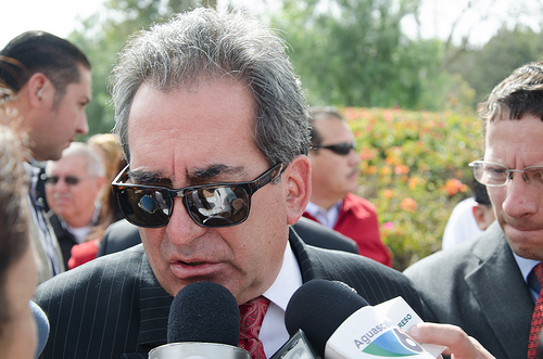 Llama el gobernador a su Gabinete a no interferir en los comicios