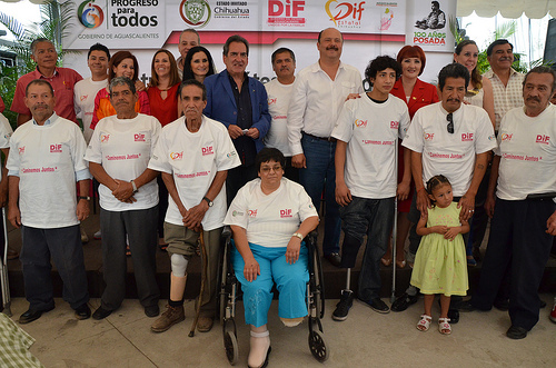 Dona prótesis ortopédicas el gobierno de Chihuahua