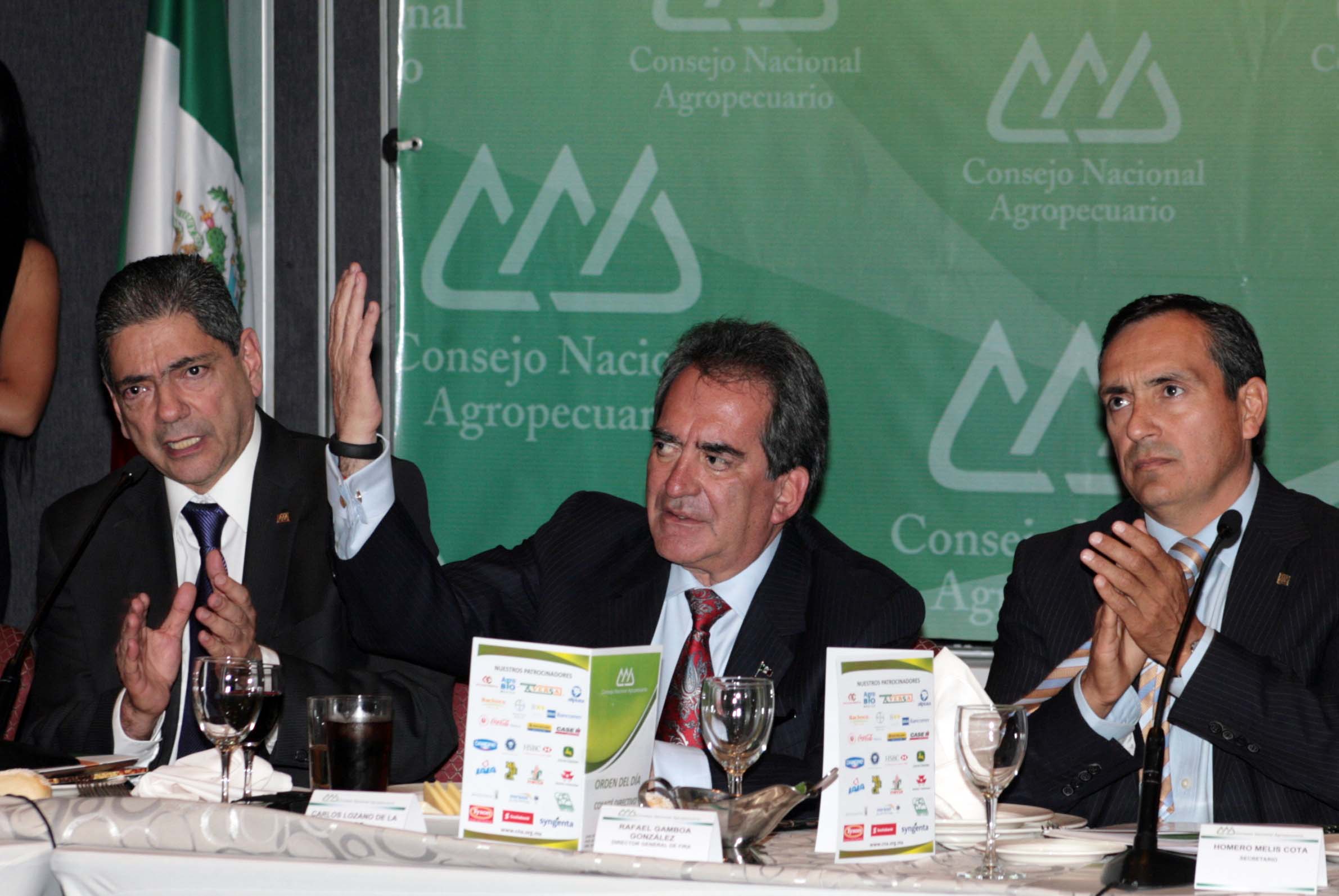 Presentó el gobernador el proyecto transexenal Agrósfera ante el Consejo Nacional Agropecuario