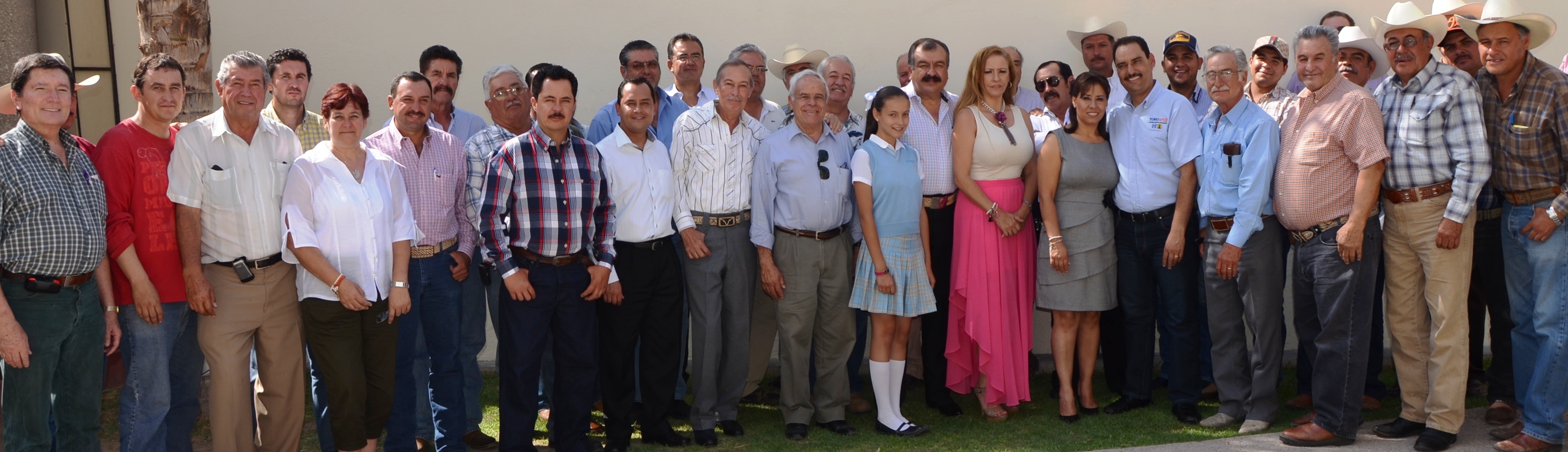 Promete Martín del Campo a ganaderos impulsar creación de un rastro TIF municipal