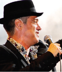 Santiago Auserón en el Foro del Lago