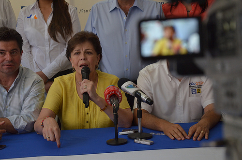 Ex gobernadores ventilan crisis en AN por ser un partido democrático: Romero
