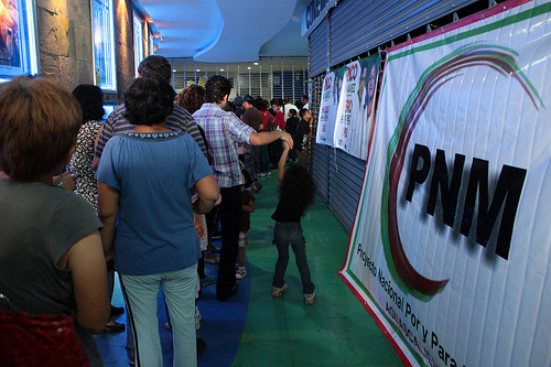 Ofrecen funciones de cine gratuitas a simpatizantes del Revolucionario Institucional