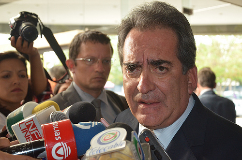 Asegura el gobernador que ha cumplido el 70% de sus compromisos