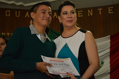 Reconoce Municipio capital a alumnos y empresas interesadas en la educación vial