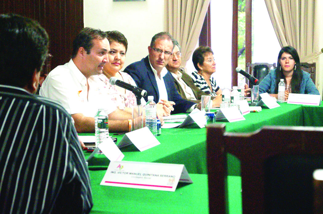 Novales Arellano implementará servicio civil de carrera sin simulación en la selección