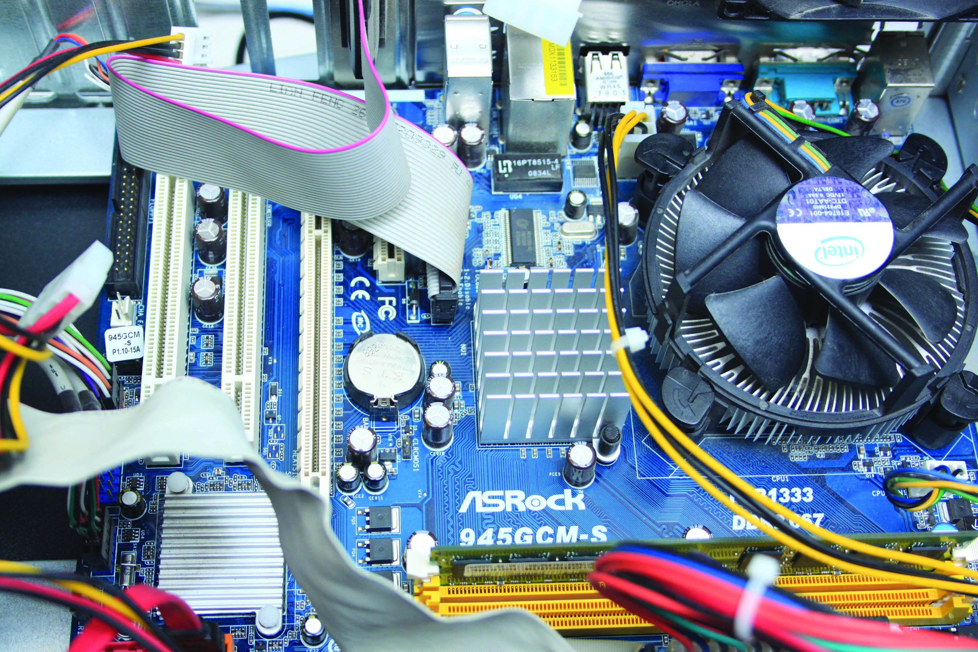 UAA lanza Agave Casual 2013, versión libre de sistema operativo Linux