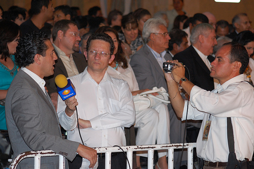 Factible que los periodistas se cuelguen medallas oficiales