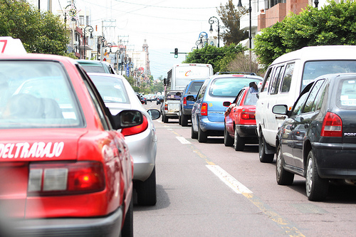 Avala la iniciativa privada proyectos del gobierno capitalino