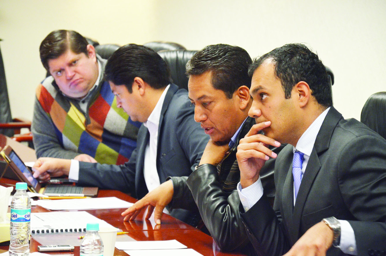 Comisión de Gobernación aprueba iniciativas en materia de medios electrónicos