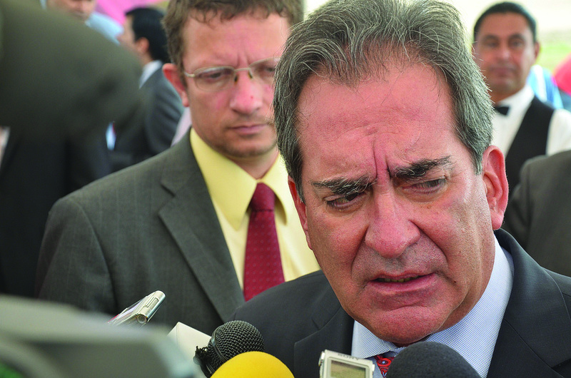 La ley no se negocia, asegura el gobernador, es ajena a los partidos