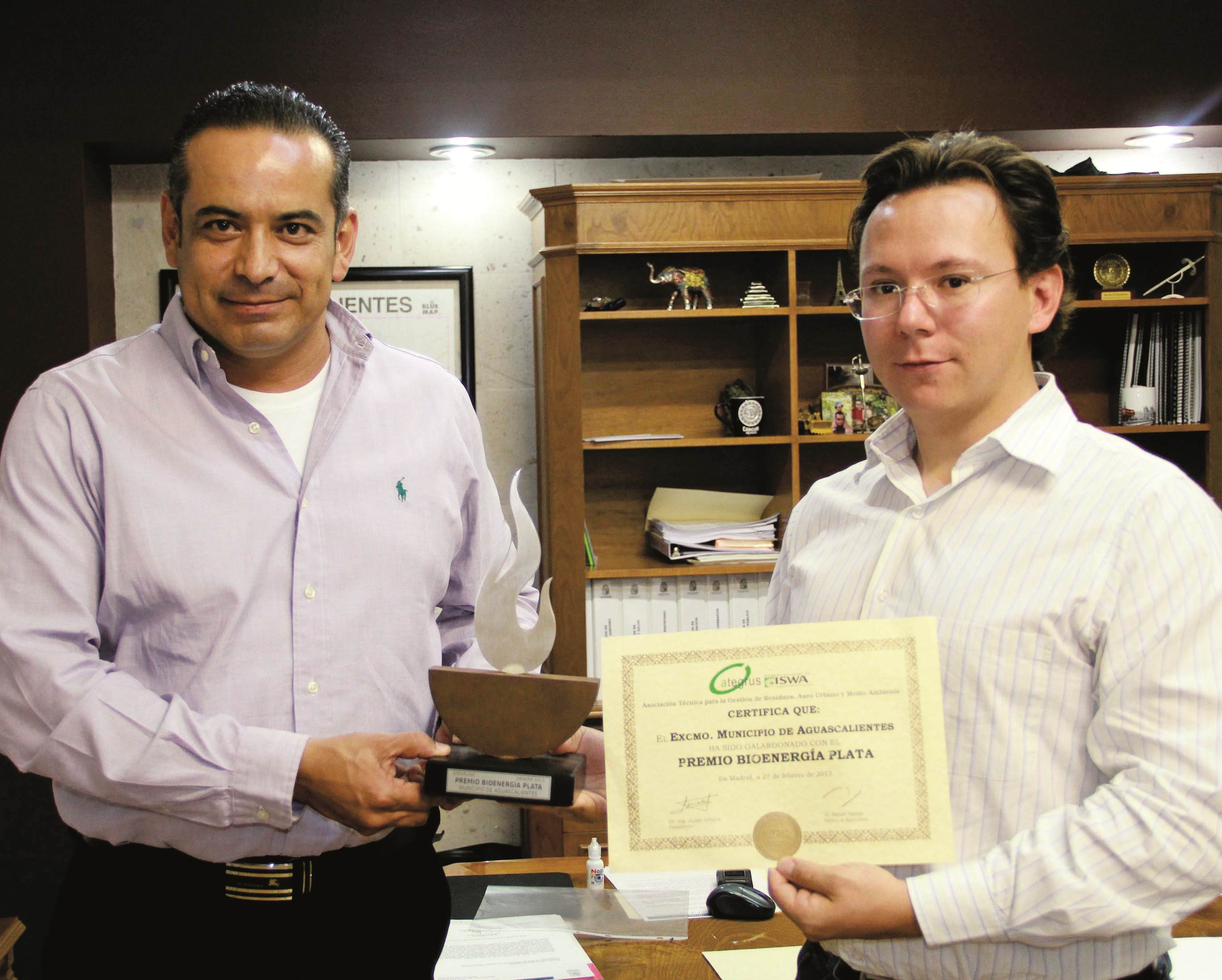 Recibe Gobierno municipal premio Bioenergía de Plata, por la generación de energía verde