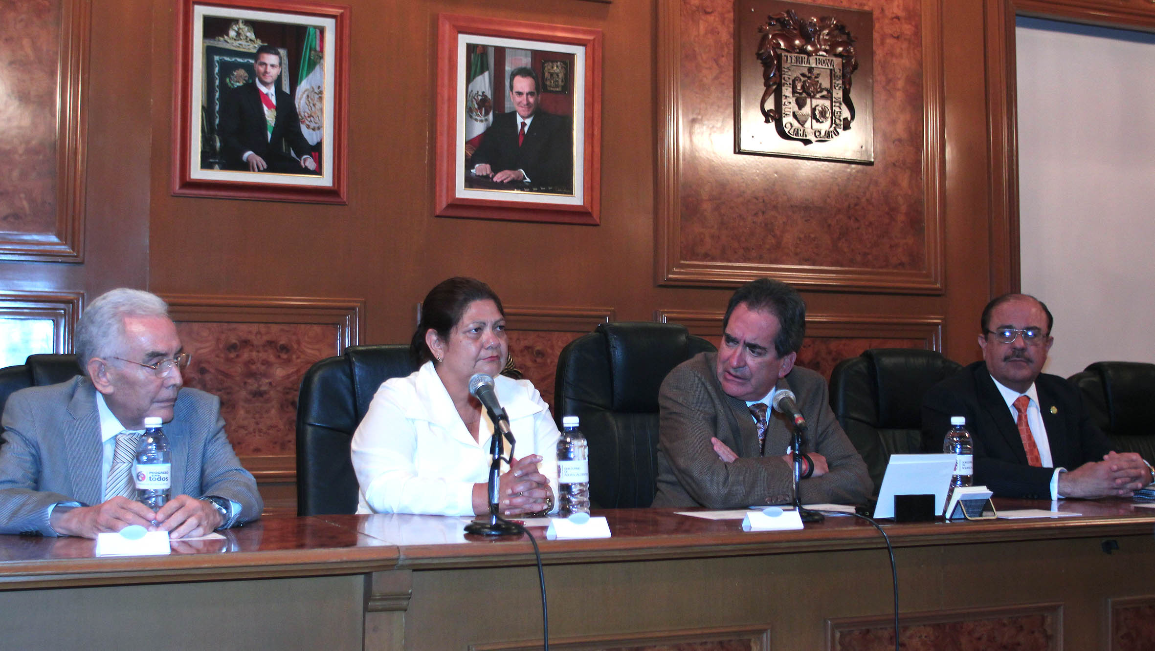 Recibe el gobernador a legisladores electos de Nueva Alianza