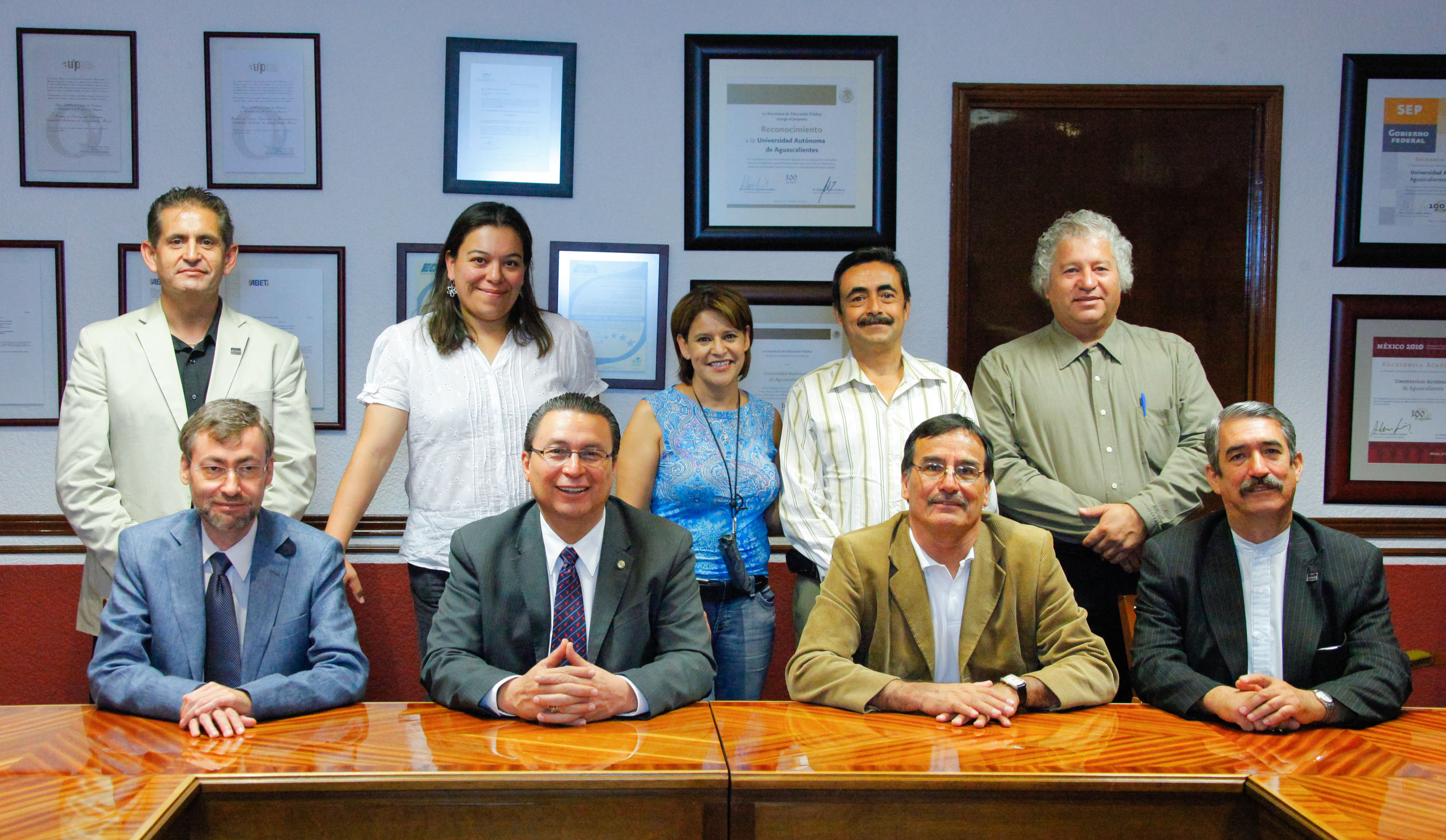 Respeto, trabajo y unidad a favor de la Universidad, compromete nueva mesa directiva de ACIUAA