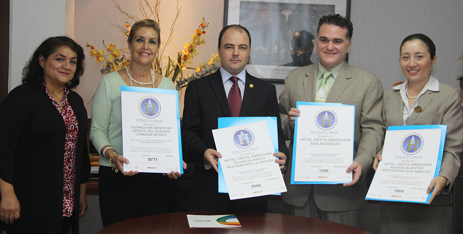 Secture entrega 10 distintivos “H” a empresas privadas y un comedor de gobierno