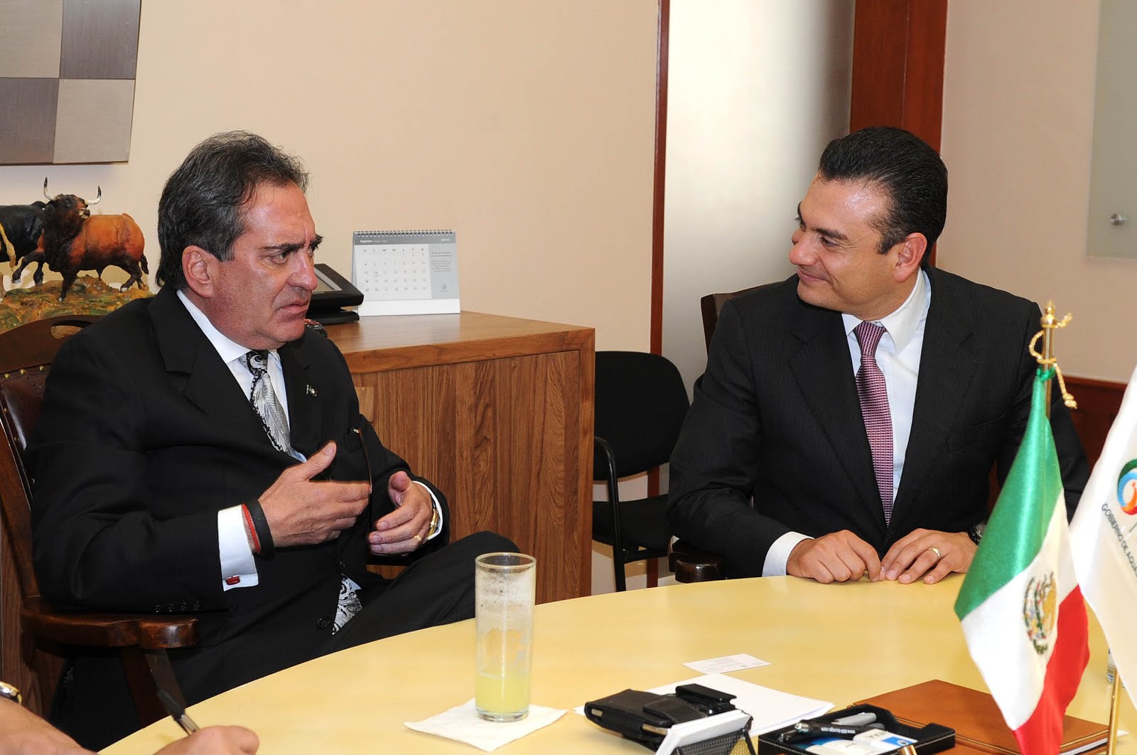 Se reúnen Lozano de la Torre con subsecretario del Trabajo y Previsión Social