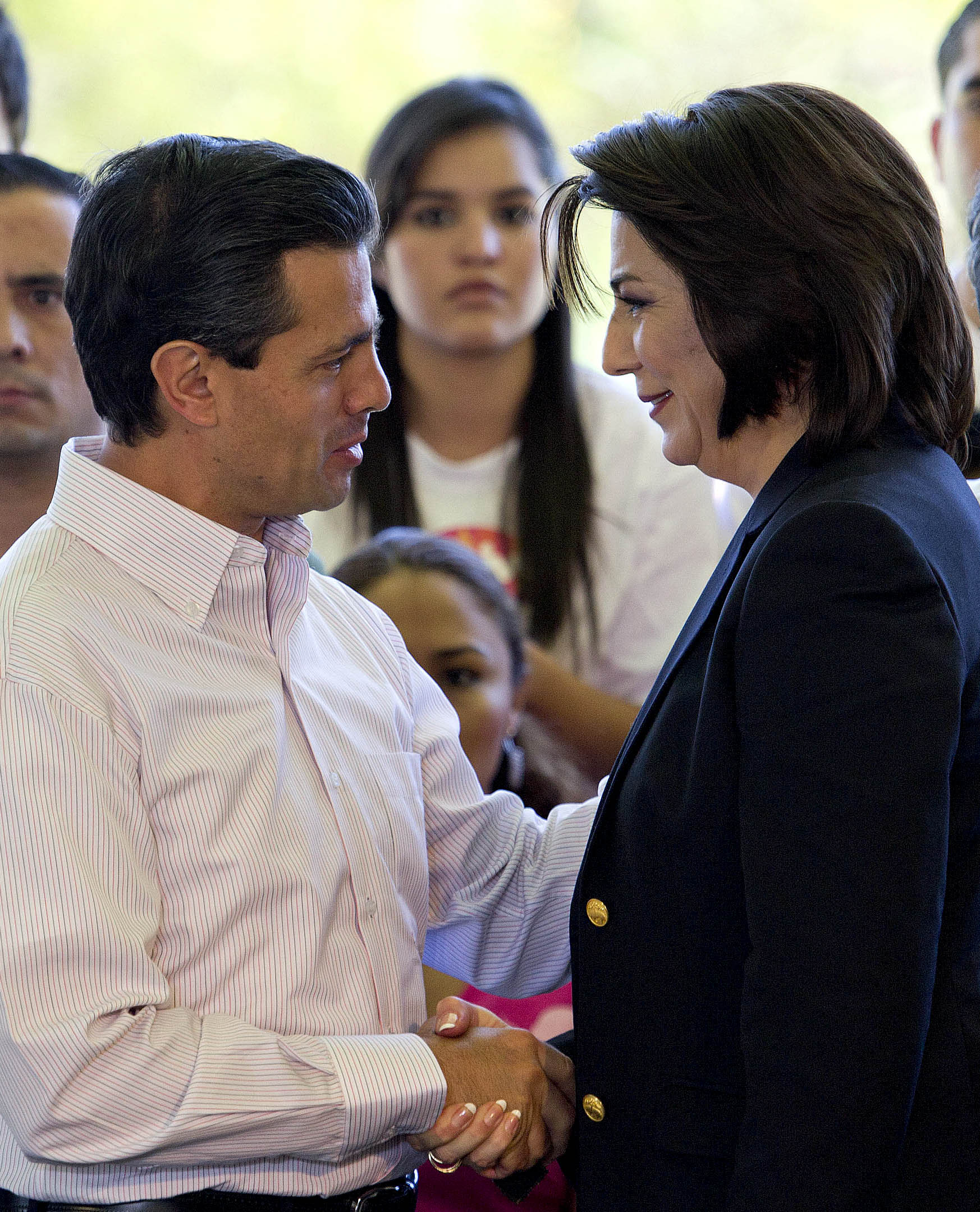 Fracaso electoral del PRI se debe a que Peña Nieto le dio la espalda a sus candidatos