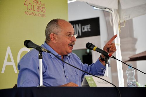 {Feria del Libro 2013} Somos lo que leemos, Benito Taibo